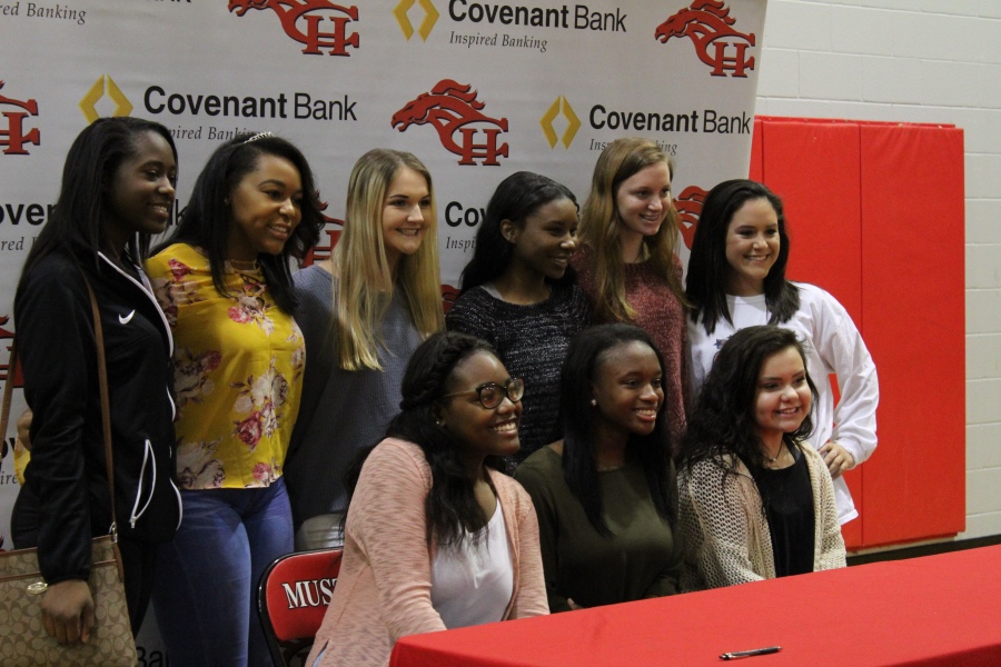 Camaryn+McClelland+signs+with+Austin+Peay+State+University