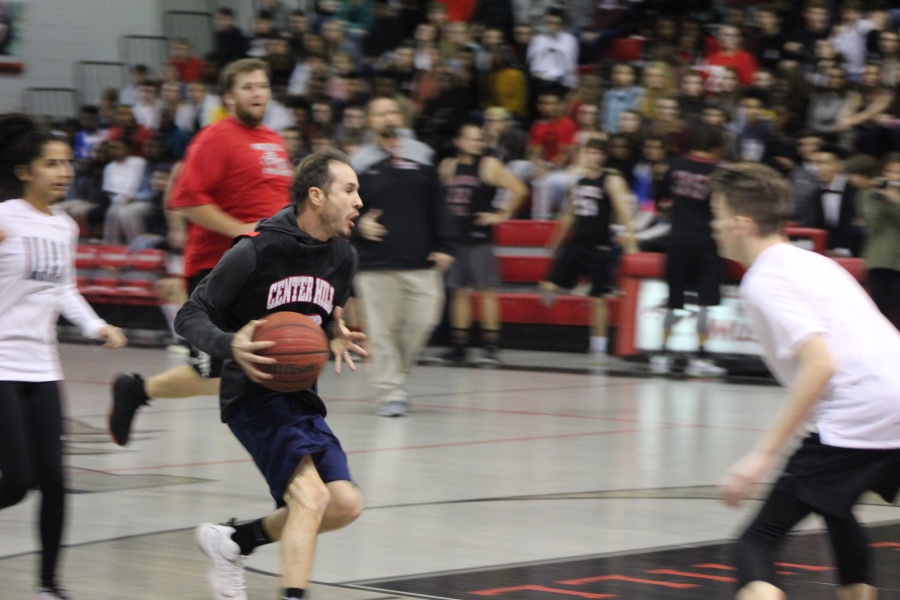 Slideshow%3A+Faculty+vs.+Student+Basketball+Game%2C+1-31-2020