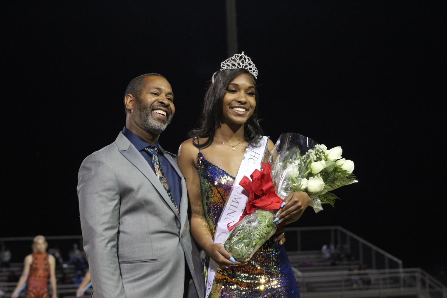 Shainah+Walker+crowned+new+Homecoming+Queen+%7C+HOCO22+Court+Slideshow.