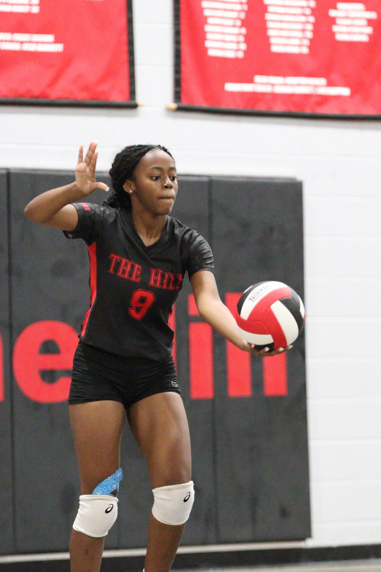 Volleyball falls to Hernando in 1st home game of season.