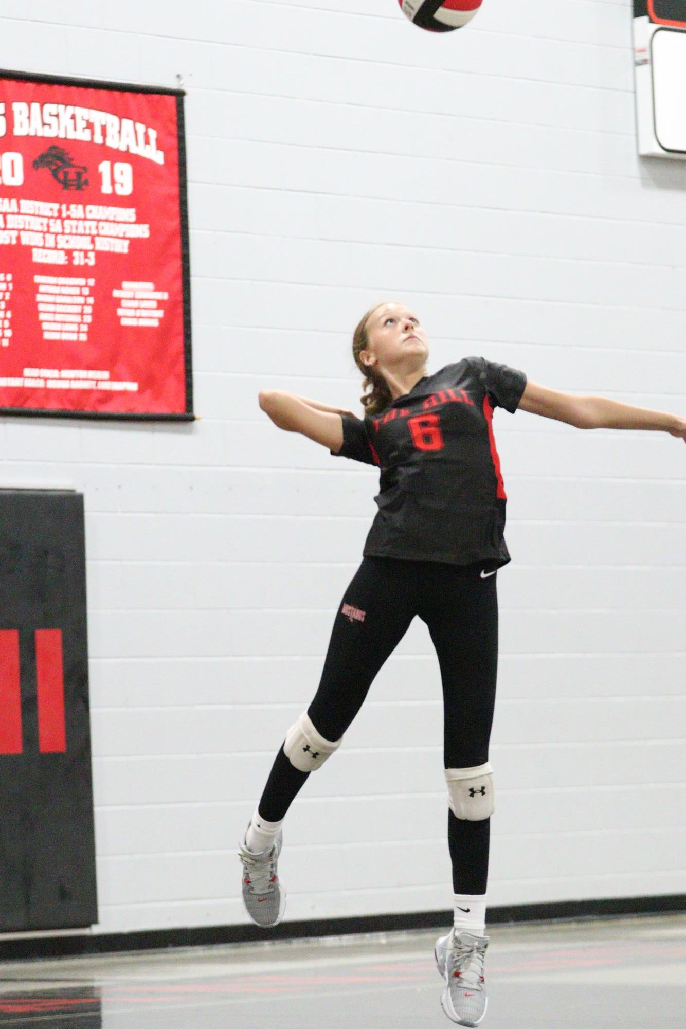 Volleyball falls to Hernando in 1st home game of season.