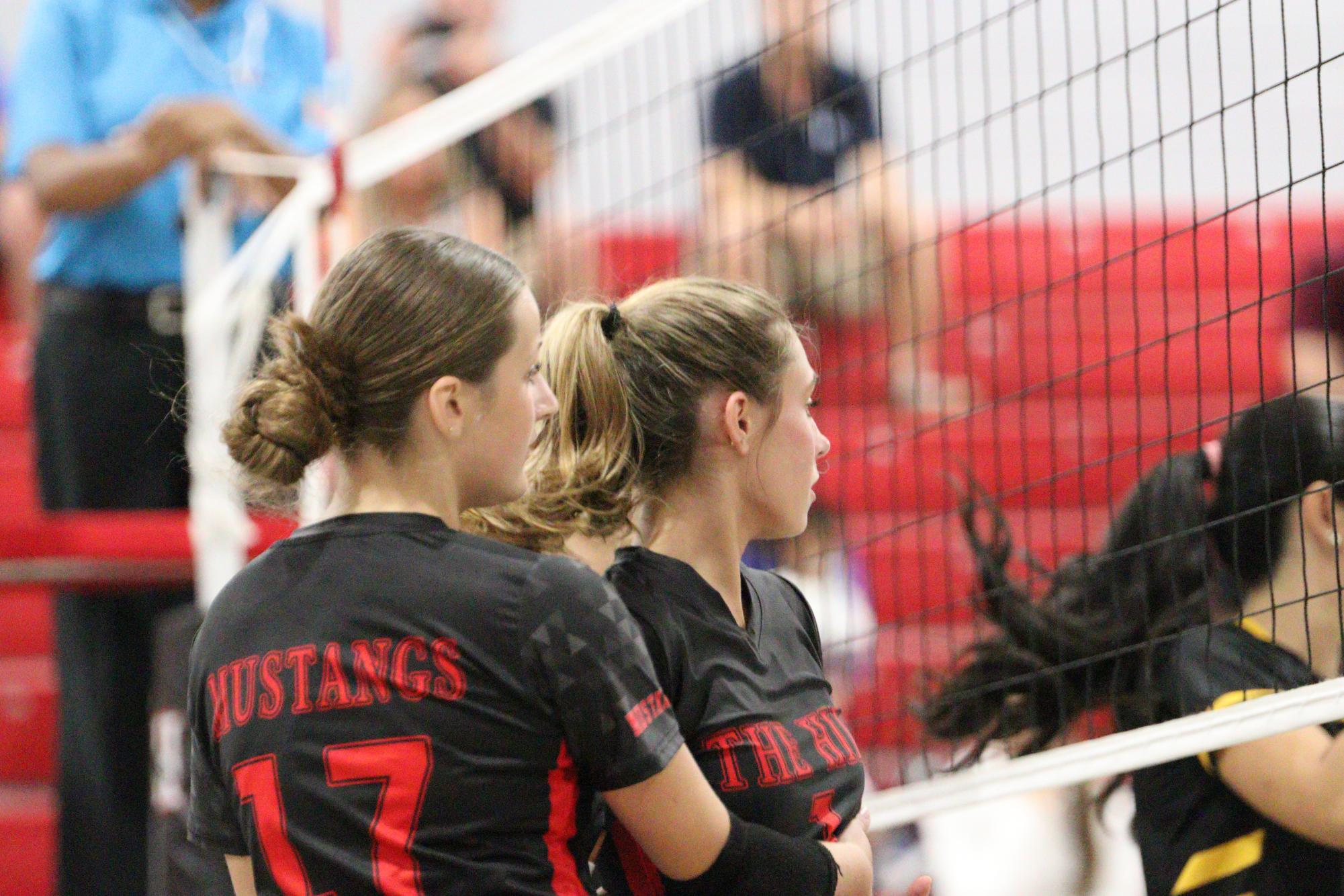 Volleyball falls to Hernando in 1st home game of season.