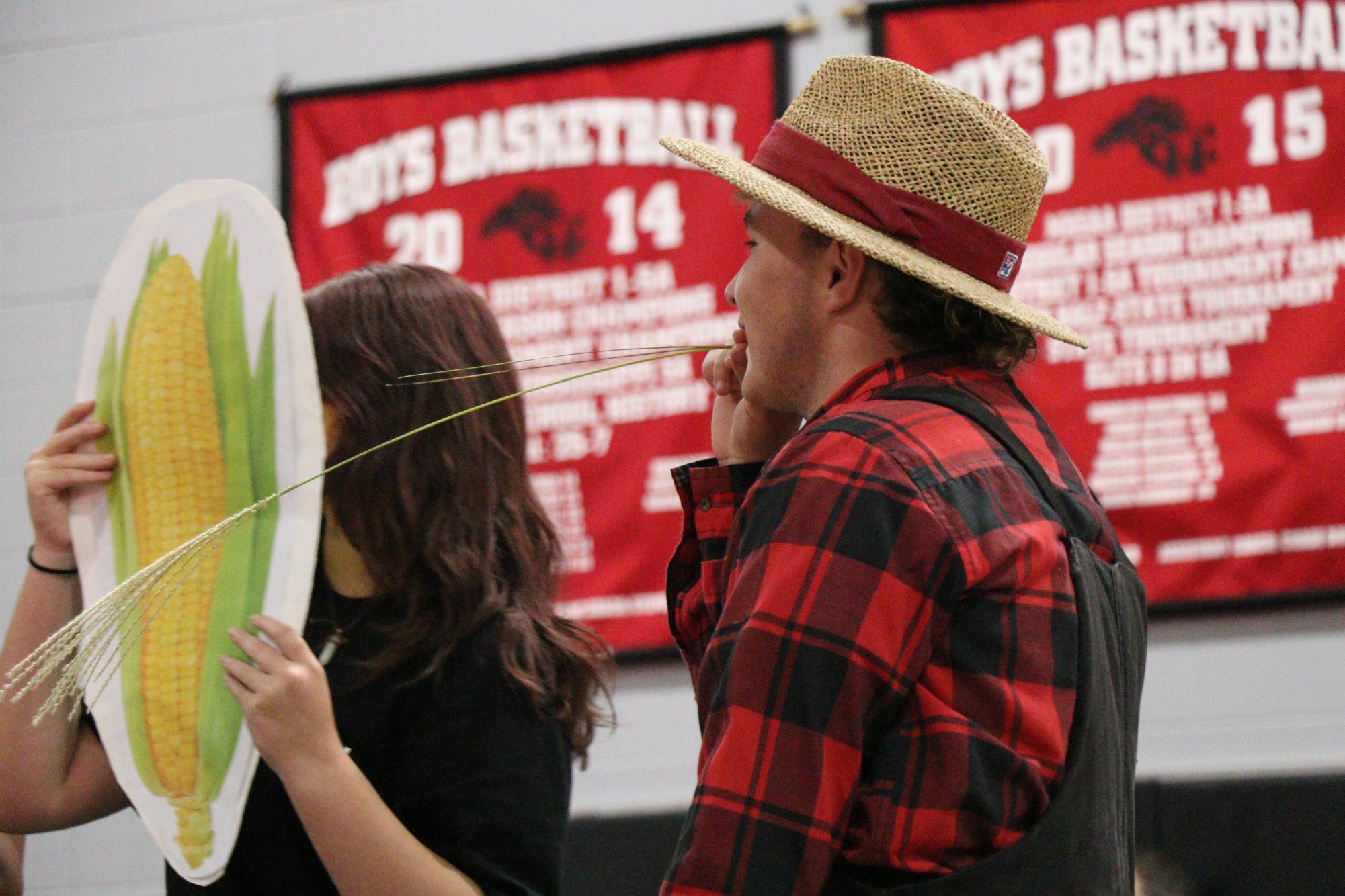 Battle of the Branch pep rally leaves students feeling a-maize-ing.