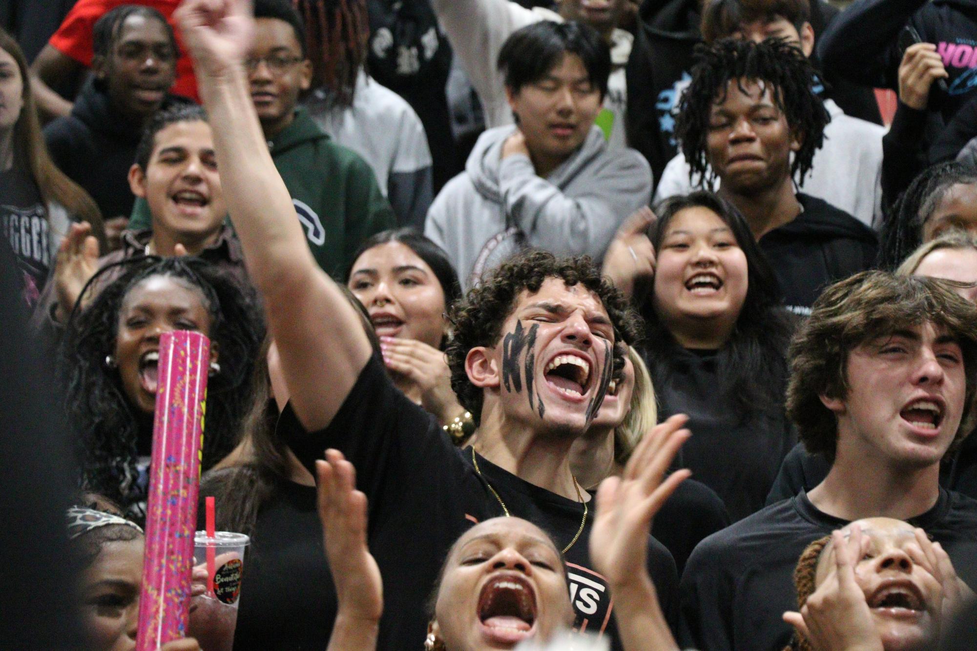 Battle of the Branch pep rally leaves students feeling a-maize-ing.